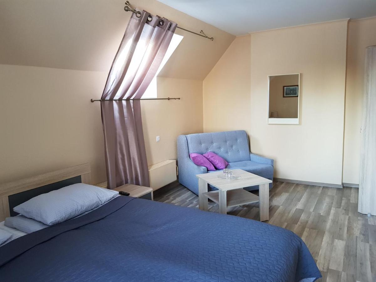Hotel Melturi Exteriör bild