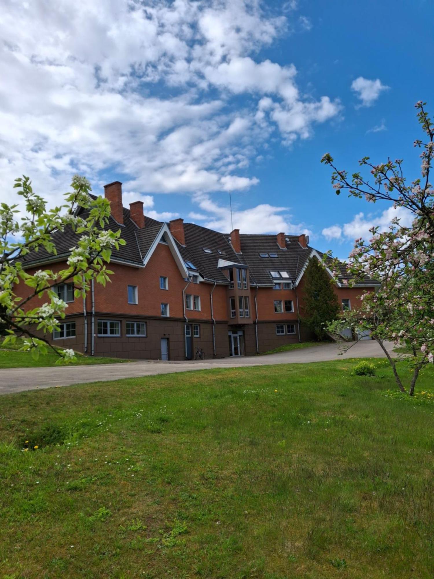 Hotel Melturi Exteriör bild